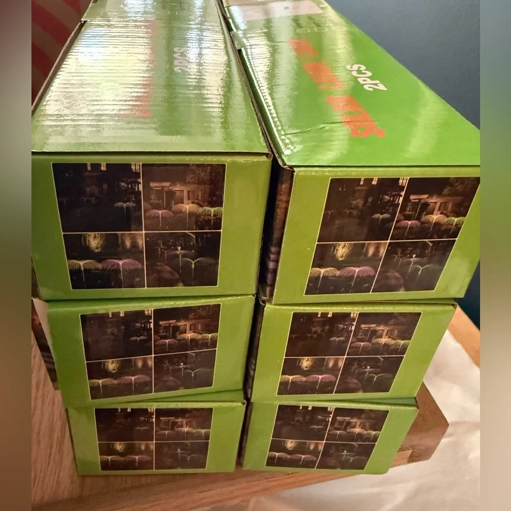 NIB Colorful Solar Garden Lights - 2PCS